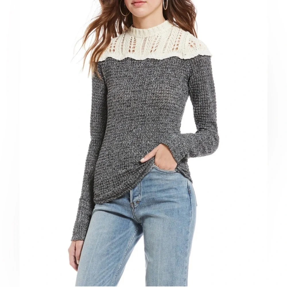 Free People Colorblock Crew Neck Sweater Gray‎ & Cream Boho Cottagecore Academia